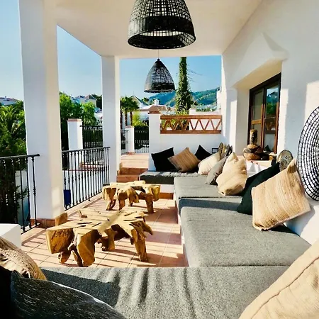 וילה Casa Alba נרחה